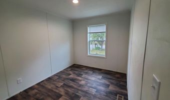 70 Shepherd Dr, Bangor, ME 04401