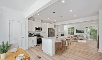 7404 ROCKY CREEK Ter, Annandale, VA 22003