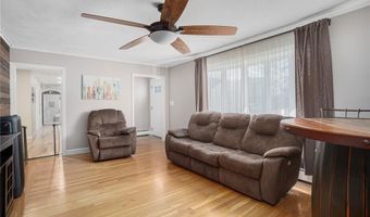 6 Eldorado Dr, Johnston, RI 02919