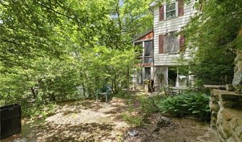 25 Pineland St, North Kingstown, RI 02852