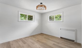 2219 N UNION St, Appleton, WI 54911