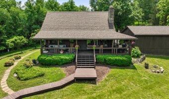 5152 Briar Ridge Dr, Aurora, IN 47001