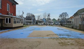 755 Lansing St, Utica, NY 13501