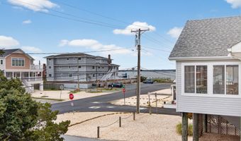 109- D READ Ave, Dewey Beach, DE 19971