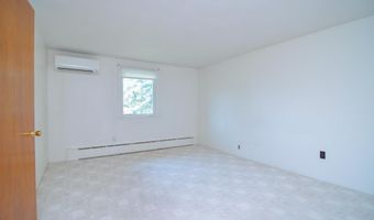 1105 S TIMMERS Ln, Appleton, WI 54914