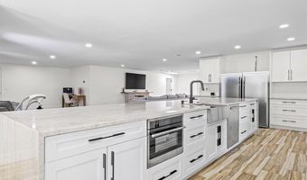 17900 Oak Creek Rd, Alva, FL 33920