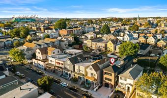 29 W 9TH St, Bayonne, NJ 07002