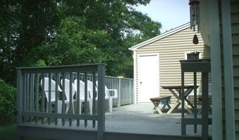19 Castle Rock Dr D, Charlestown, RI 02813