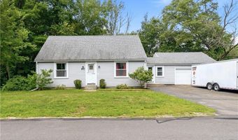 917 Woonsocket Hill Rd, North Smithfield, RI 02896