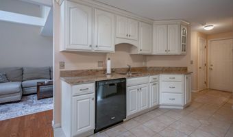 3 Chandler Dr, Atkinson, NH 03811