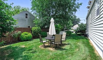 54 Novelty Rd, Warwick, RI 02889