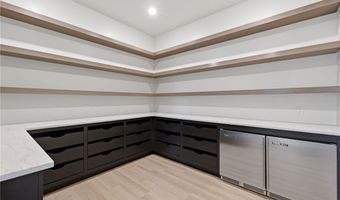 217 NE H St, Bentonville, AR 72712