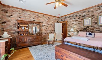 265 S Craft St, Holly Springs, MS 38635