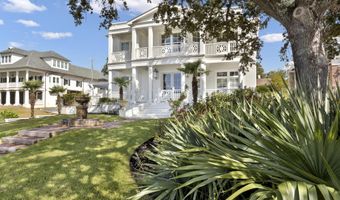 1016 Beach Blvd, Biloxi, MS 39530