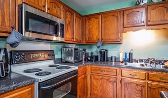 107 Sunrise Cv, Batesville, MS 38606