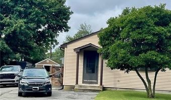 2 Timberwolf Dr, Cumberland, RI 02864