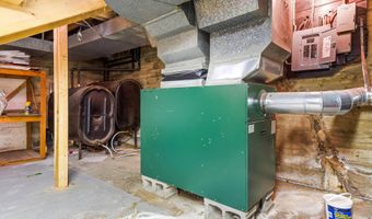 101 Leeman Hwy, Bath, ME 04530