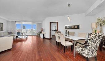 21050 Point Pl 2001, Aventura, FL 33180