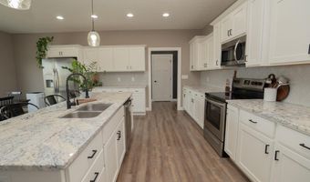 106 Timber Trl, Anna, OH 45302