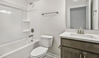 5001 Dezola St, Apex, NC 27539