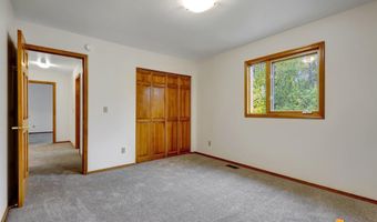 3008 Eaglek Bay Cir, Anchorage, AK 99515