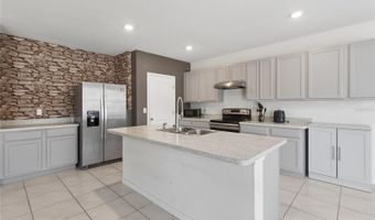 515 AUBURN GROVE Ter, Auburndale, FL 33823