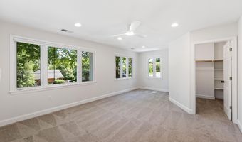6111 35TH St N, Arlington, VA 22213