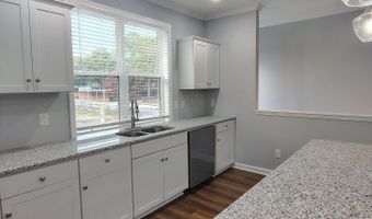 1061 Pinecrest Ave NW #B, Aiken, SC 29801