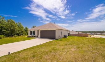 8001 White Spruce Trl, Bauxite, AR 72011