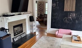 35 High St, Burrillville, RI 02859