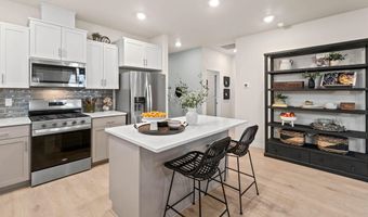 21640 SE Fuji Dr, Bend, OR 97702