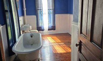 192 Clay St, Alderson, WV 24910