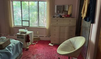 72 Grenelle St, Bridgeport, CT 06606