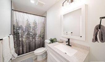 576 Hollow Dr, Ammon, ID 83401