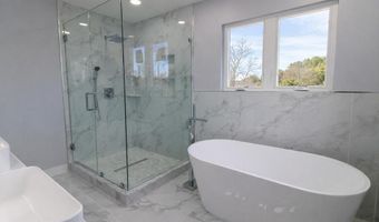 95 Kennedy Ave, Aberdeen, NJ 07721
