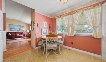 29 E MAPLE Ave, Bellmawr, NJ 08031