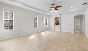 215 OCEANIA Ct, Apollo Beach, FL 33572