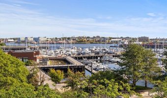 42 8th St 1411, Boston, MA 02129