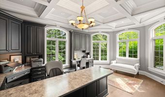 43 Newfane Rd, Bedford, NH 03110