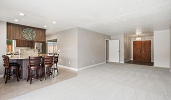 1711 Oak Hill Dr, Escondido, CA 92027