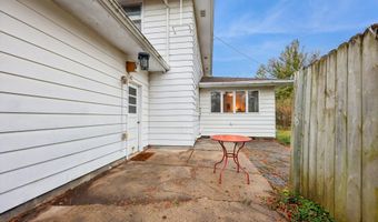 1908 Northwestern Ave, Ames, IA 50010