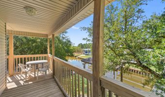 5037 Oklahoma St, Bay St. Louis, MS 39520