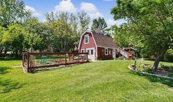 618 E 1714 Rd, Baldwin City, KS 66006