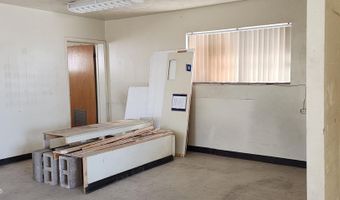 435 Park Ave, Ash Fork, AZ 86320