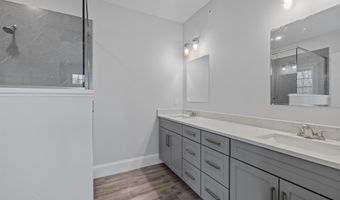 32 Gypsum Ln 30, Chester, NH 03036