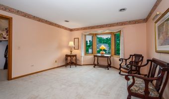 25047 W Palmer Ct, Antioch, IL 60002