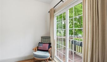 243 Maple Ave, Barrington, RI 02806