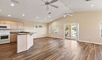 216 S 8th St, Flagler Beach, FL 32136