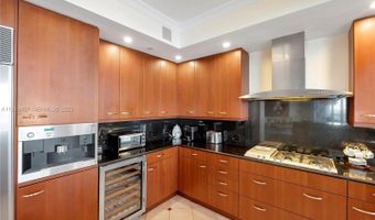 6000 Island Blvd 2406, Aventura, FL 33160