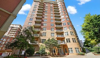 360 W Washington Ave 1204, Madison, WI 53703